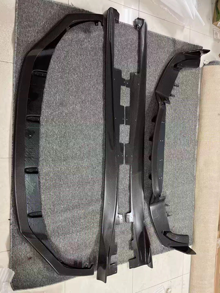 LC500 Carbon Lip Set