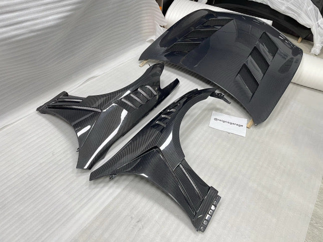 G37 Carbon Fenders