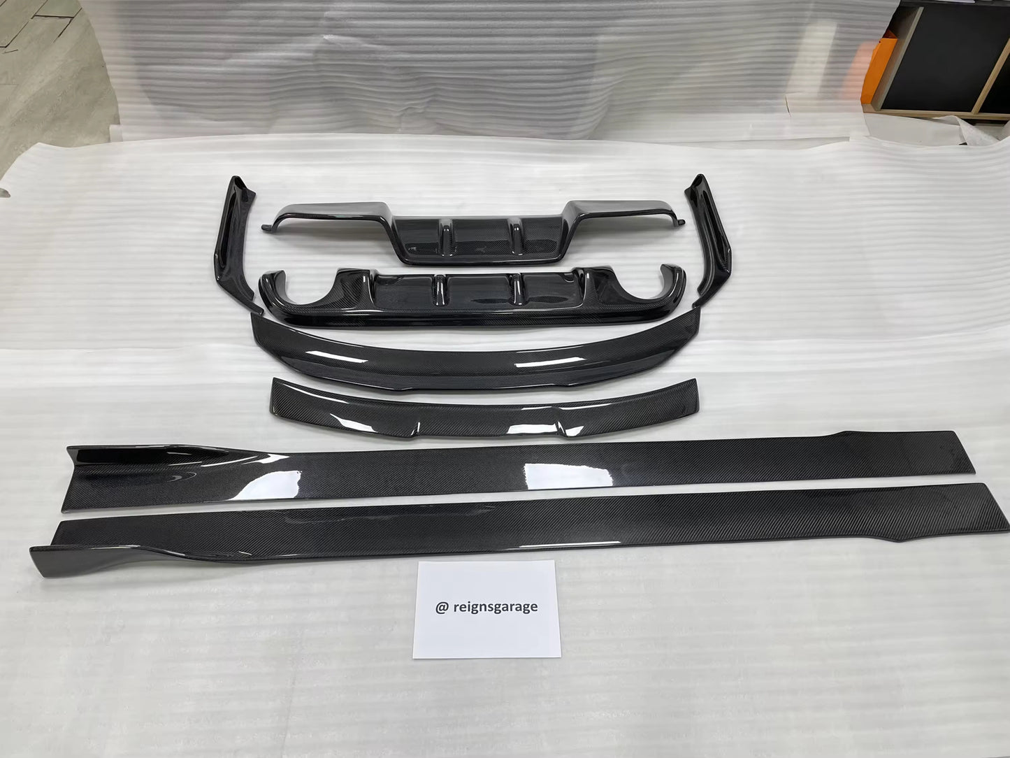 Q50 Carbon Side Skirt Extension
