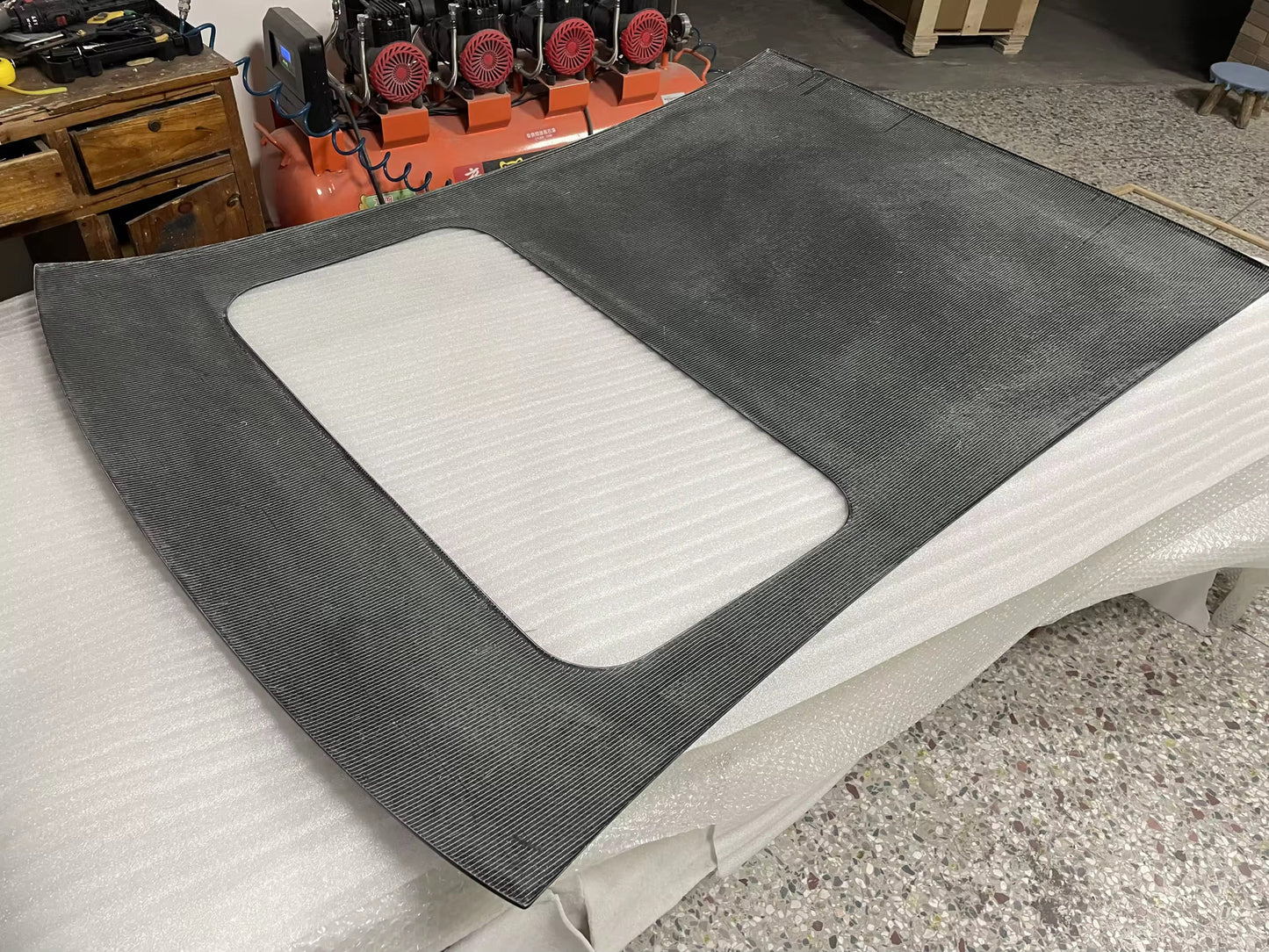 Q50 Carbon Fiber Roof Cap
