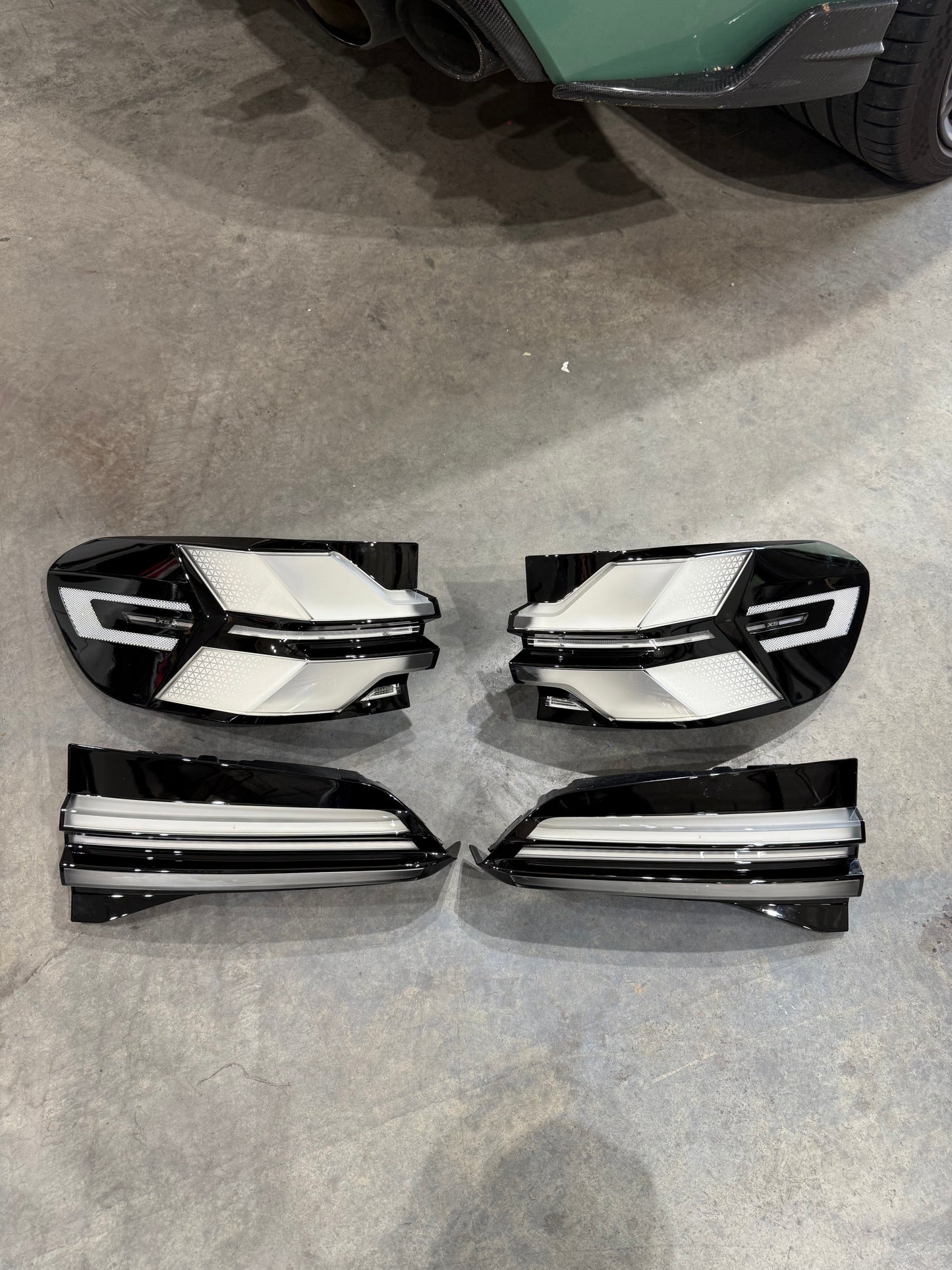 Clear Taillights X5M LCI