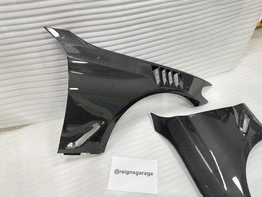 BMW 5 Series Carbon Fenders
