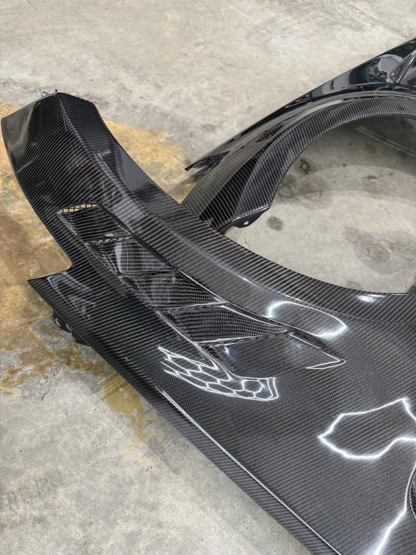 350z V2 Carbon Fenders